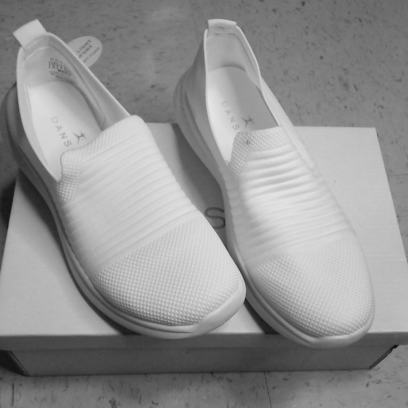 Shoes - Picture 3 of 3